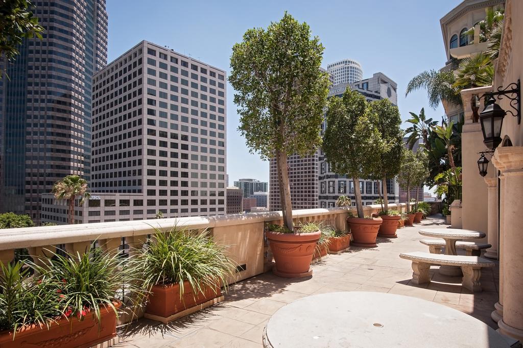 Sunshine Suites At The Piero Los Ángeles Exterior foto